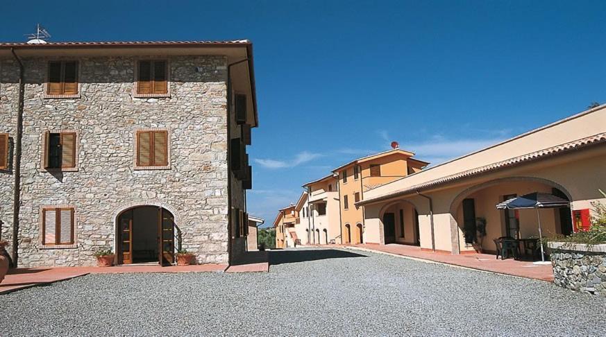 Villaggio Residence La Pieve Di Pomaia Rum bild